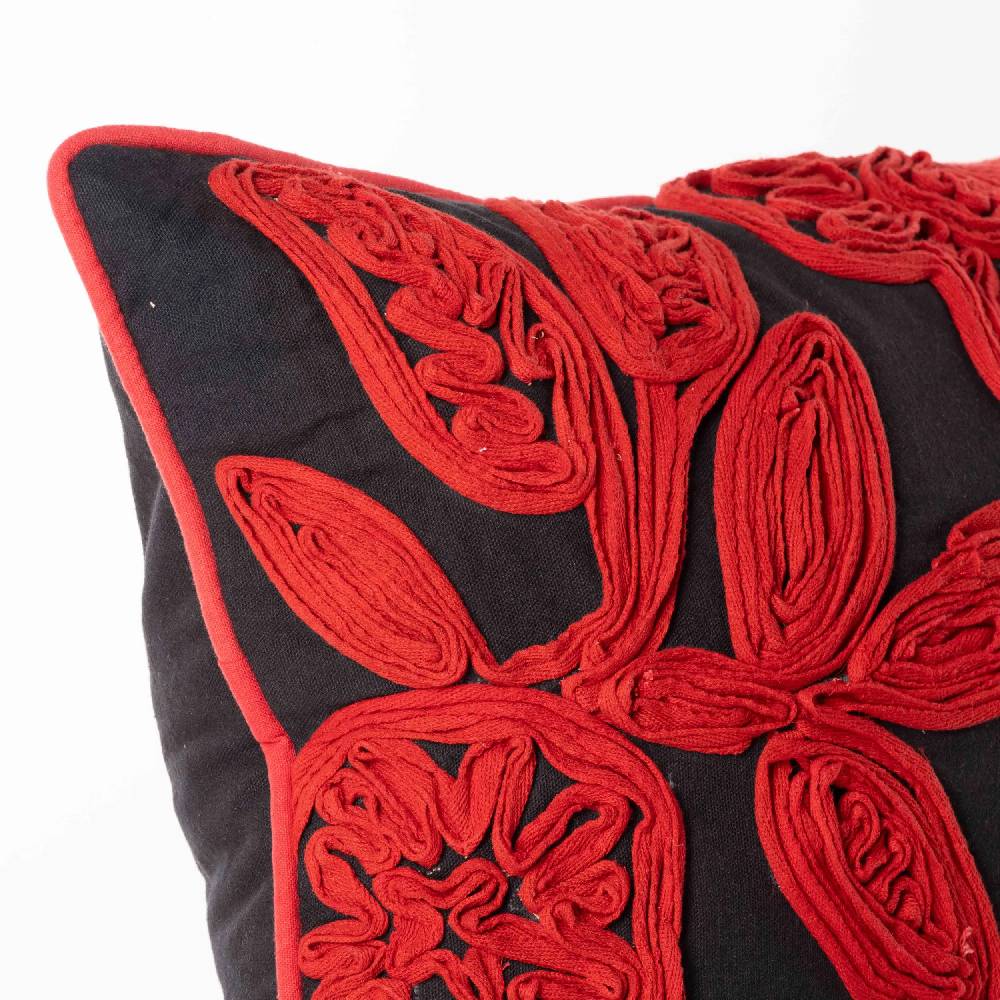 Les Ottomans Embroidered cotton cushion EBC39 Promozione