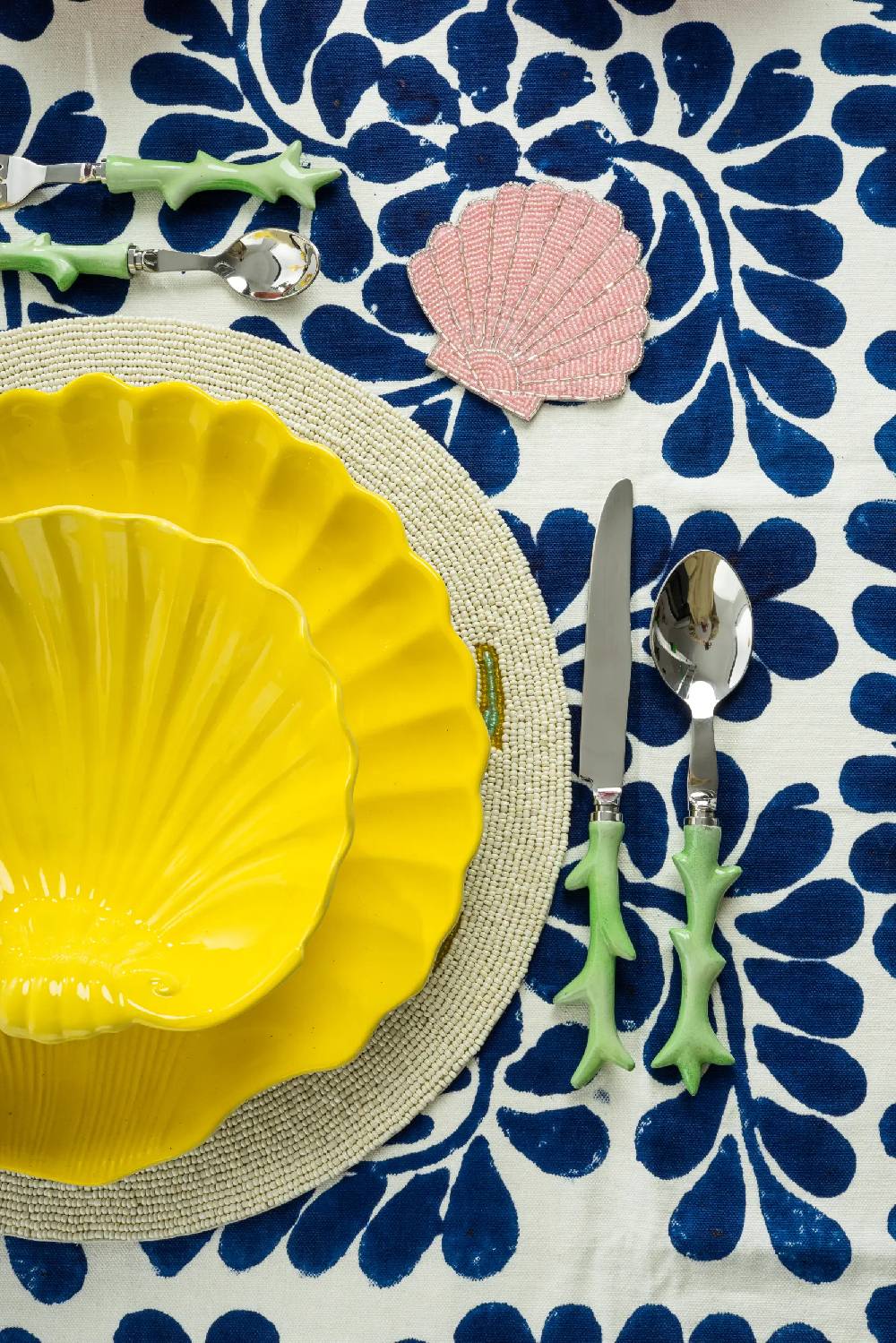 Les Ottomans Shell handpainted ceramic dinner plate Soddisfazione Garantita