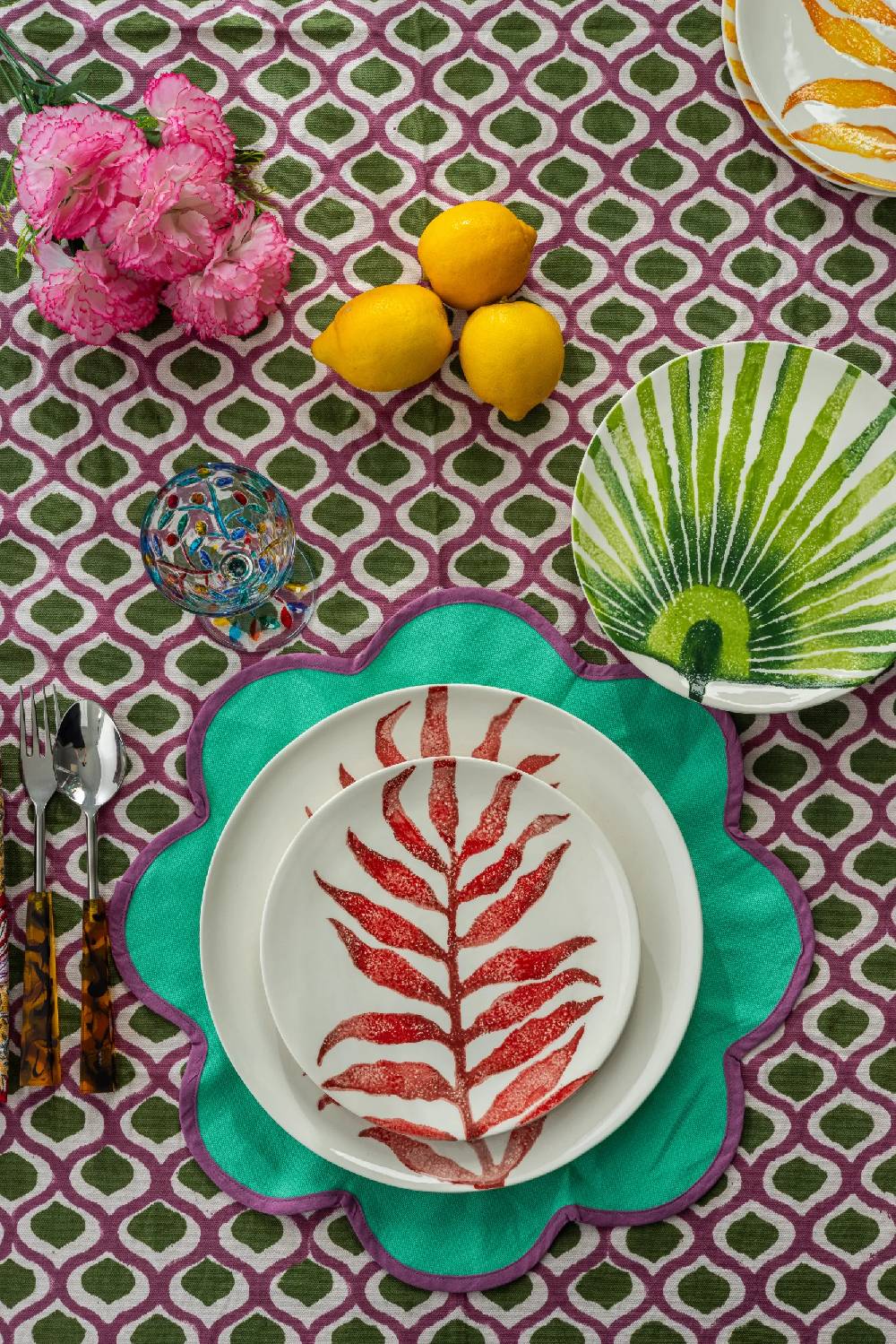 Les Ottomans Ceramic plate leaves LE02 Vendite stagionali