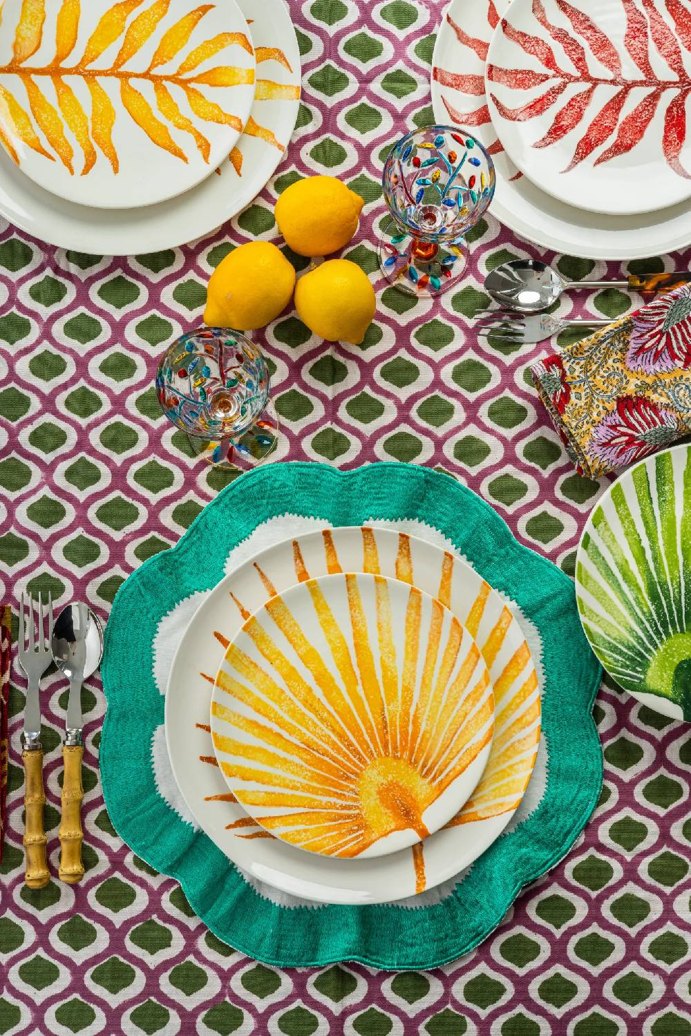 Les Ottomans Ceramic plate leaves LE03 Black Friday