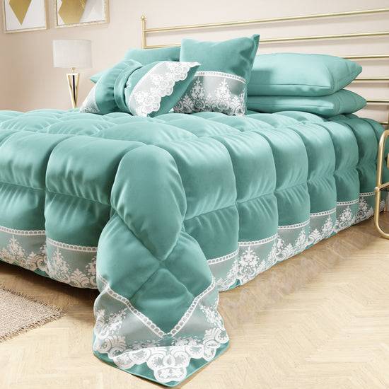 PETTI Trapunta Invernale in Morbido e Caldo Velluto e Balza con Pizzo Rebrodè Tiffany By Sissy Economico