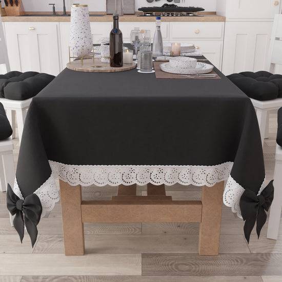 PETTI Tovaglia da Tavola Shabby Chic Copritavolo con Pizzo e Fiocchi Nero Offerta speciale