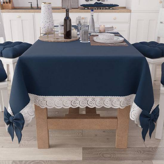 PETTI Tovaglia da Tavola Shabby Chic Copritavolo con Pizzo e Fiocchi Blu Notte Comprare a buon mercato
