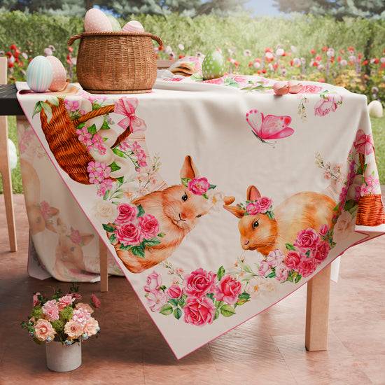 PETTI Tovaglia Pasquale da Tavola Antimacchia, Copritavolo Pasqua da Cucina Pink Bunny Offerta migliore