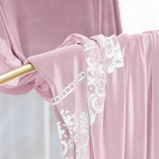 PETTI Tenda a Pannello in Velluto per Interni con Anelli e Pizzo Rebrodè, 140x280 cm, Rosa by Sissy Offerta San Valentino