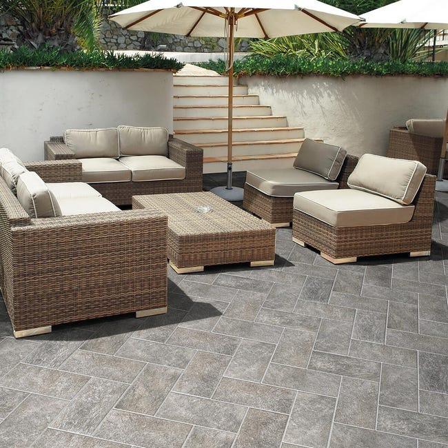 Leroymerlin Piastrella da pavimento interno ed esterno Alpi in gres porcellanato satinato grigio 30 x 15cm Sp. 9 mm traffico intenso (pei 4/5) R11 Rilascio limitato