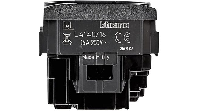 Leroymerlin Presa di alimentazione universale Living light BTICINO 16 A colore nero Ultimi due giorni