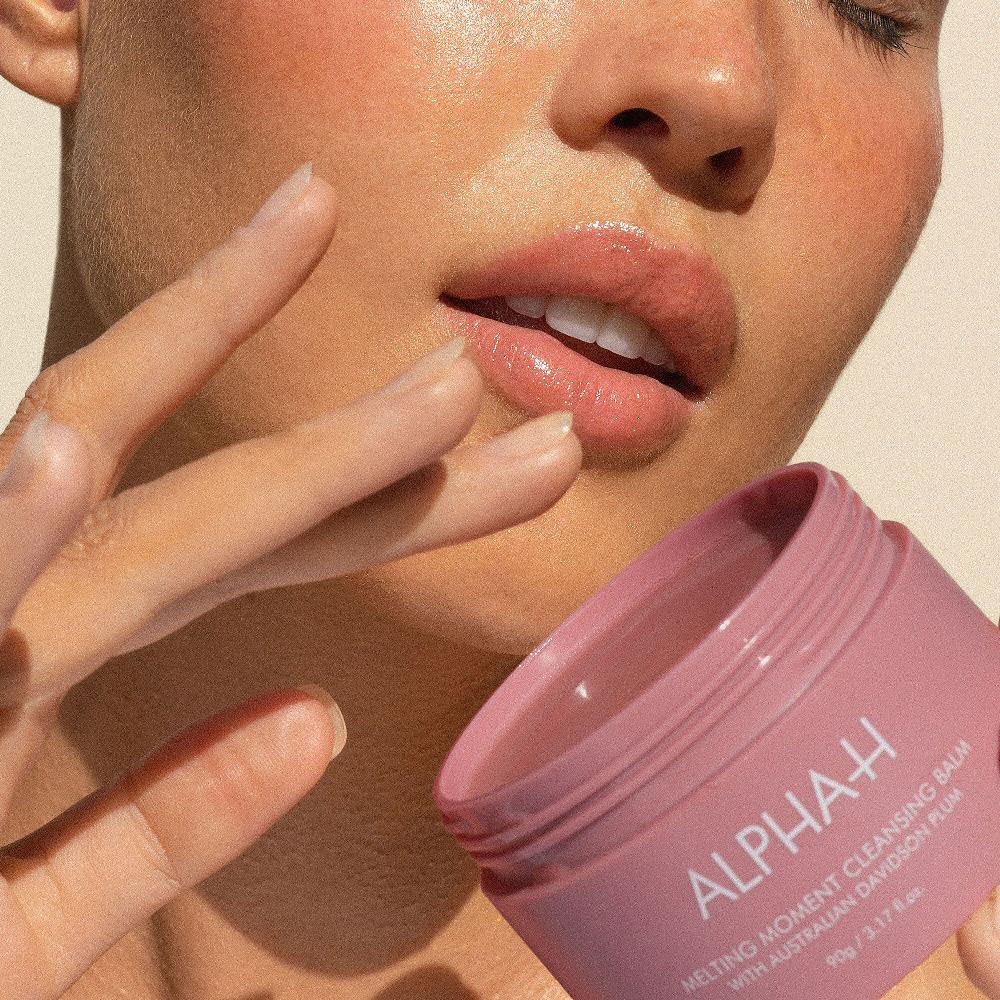 QVC Alpha - H Melting Moment Cleansing Balm 90g Balsamo detergente Ed. speciale Plum 2025