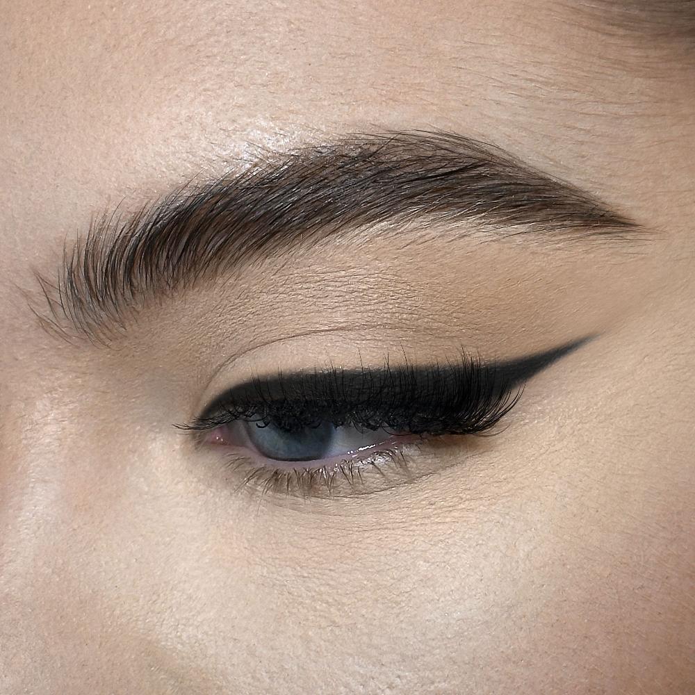 QVC BPerfect Duo occhi: Mascara Lashout e eyeliner Pencil Me In Offerta temporanea