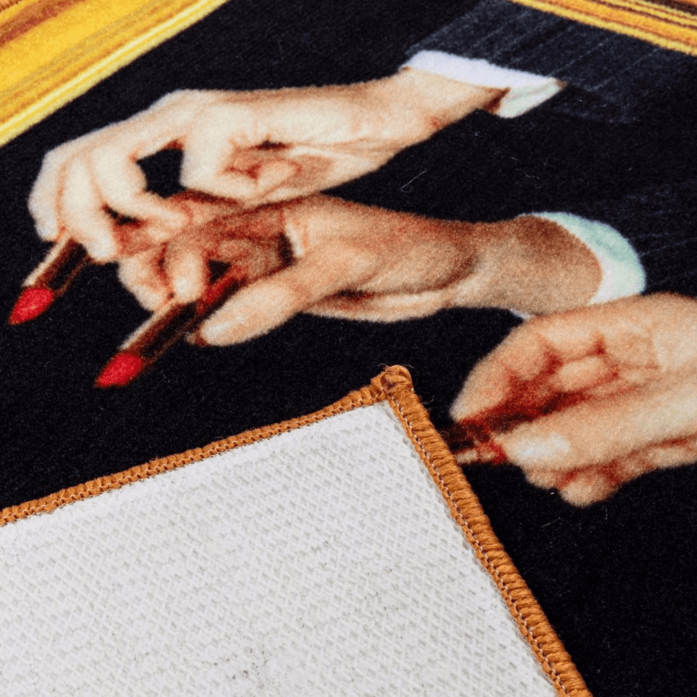 Sbam Design Piccolo Tappeto Toiletpaper – Lipstick Black Moda