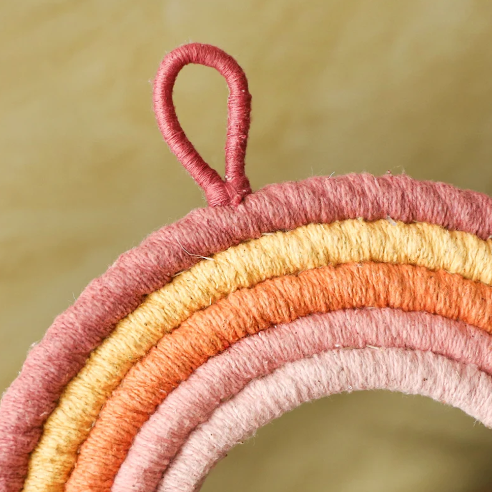 Sbam Design Decorazione Arcobaleno in tessu In Vendita