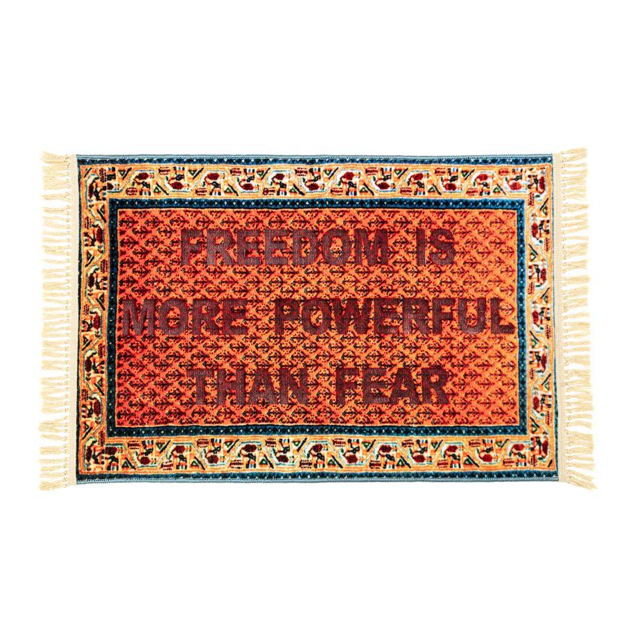 Seletti Burnt Carpet Freedom In Vendita