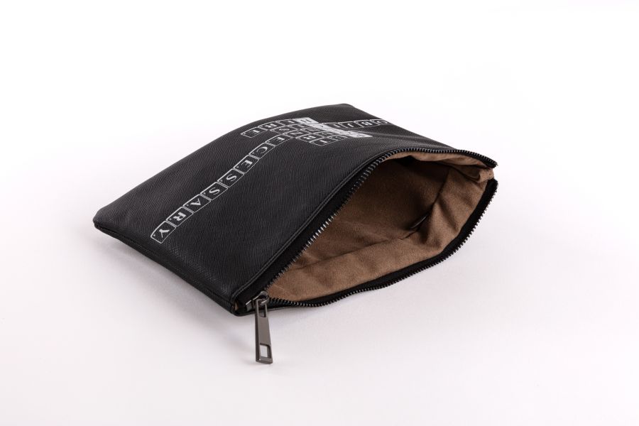 Seletti Cases Tiles & Tales "Unnecessary" Fino Al -60%